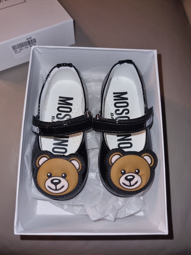 baby girl moschino sandals